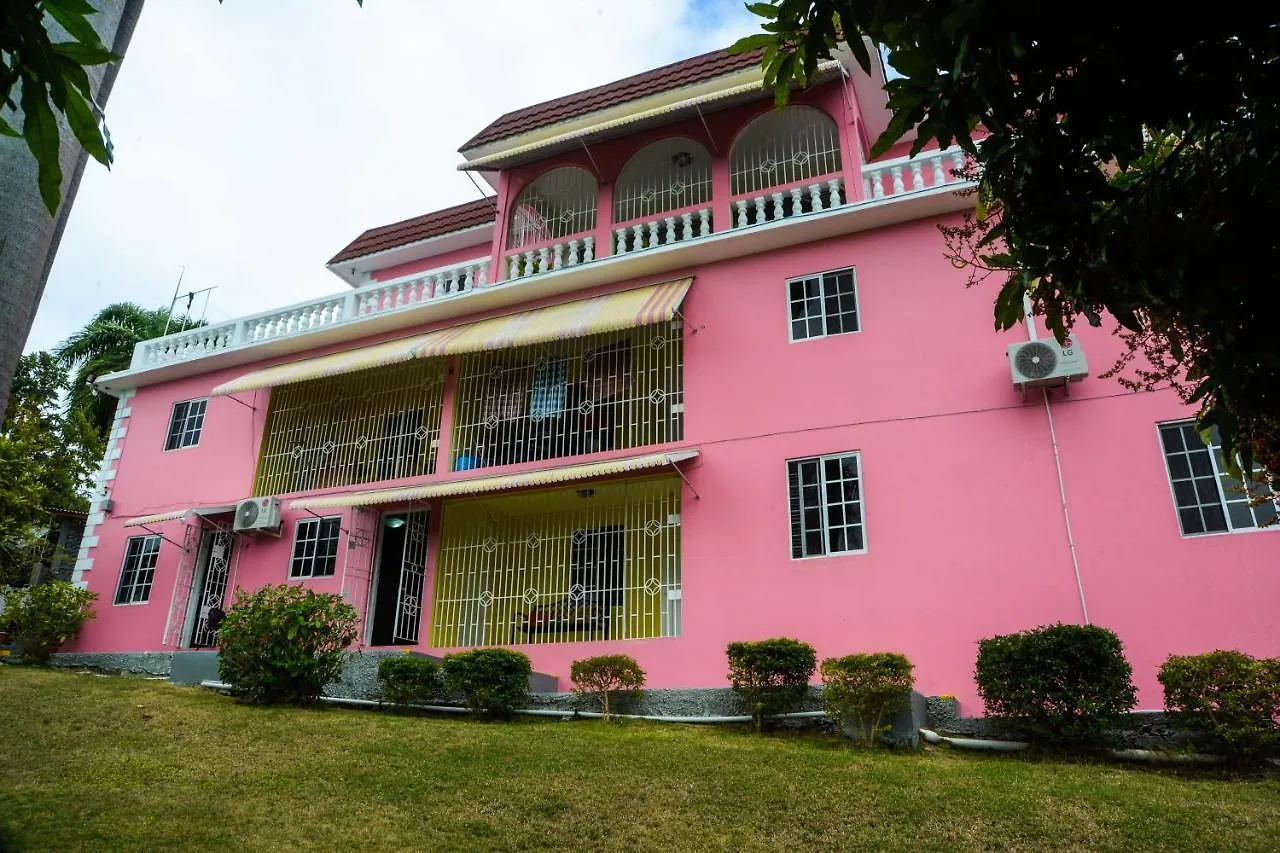 Guest house Three Palm Villa Montego Bay
